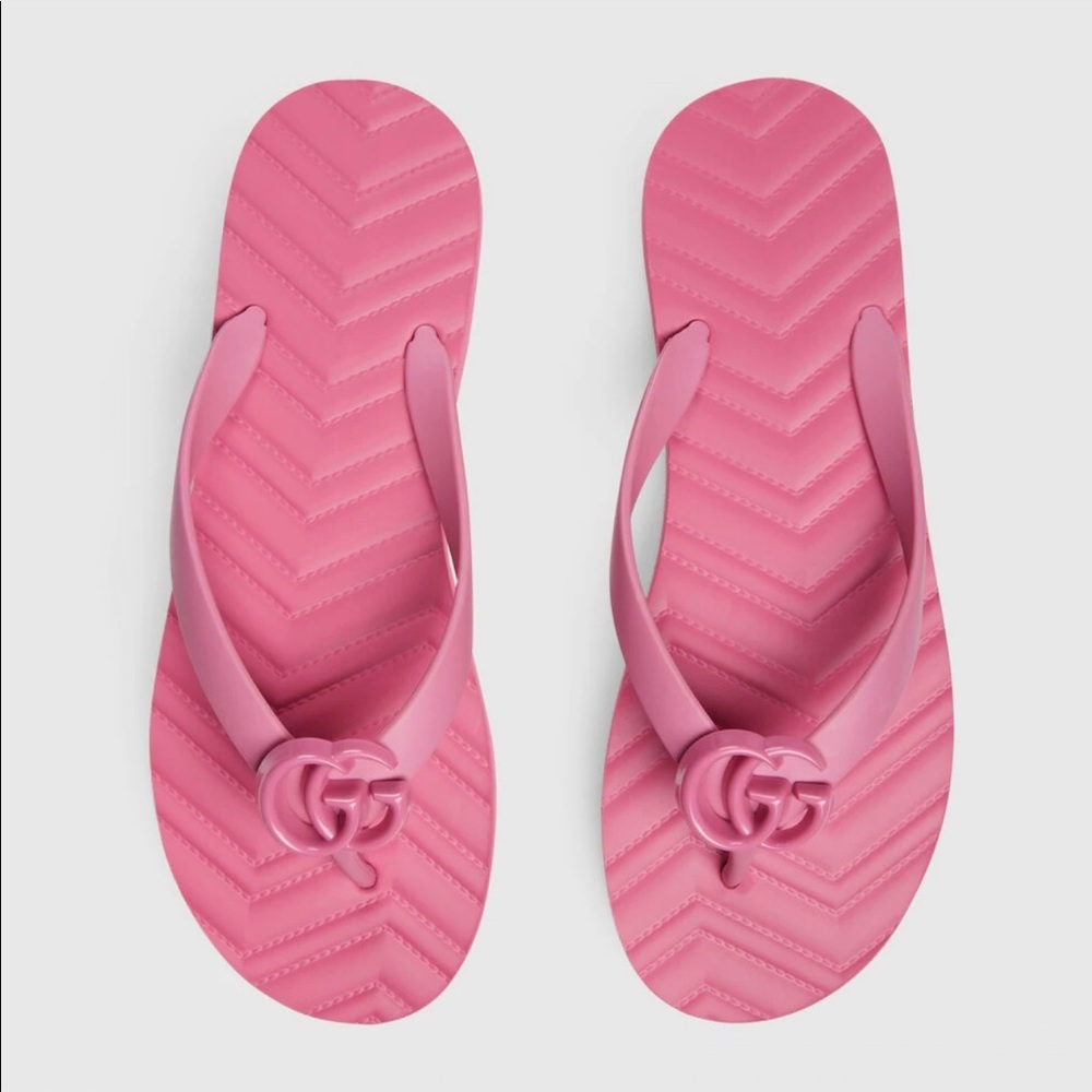 gucci flip flops